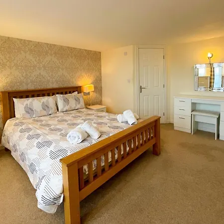 Campion, Whitehall